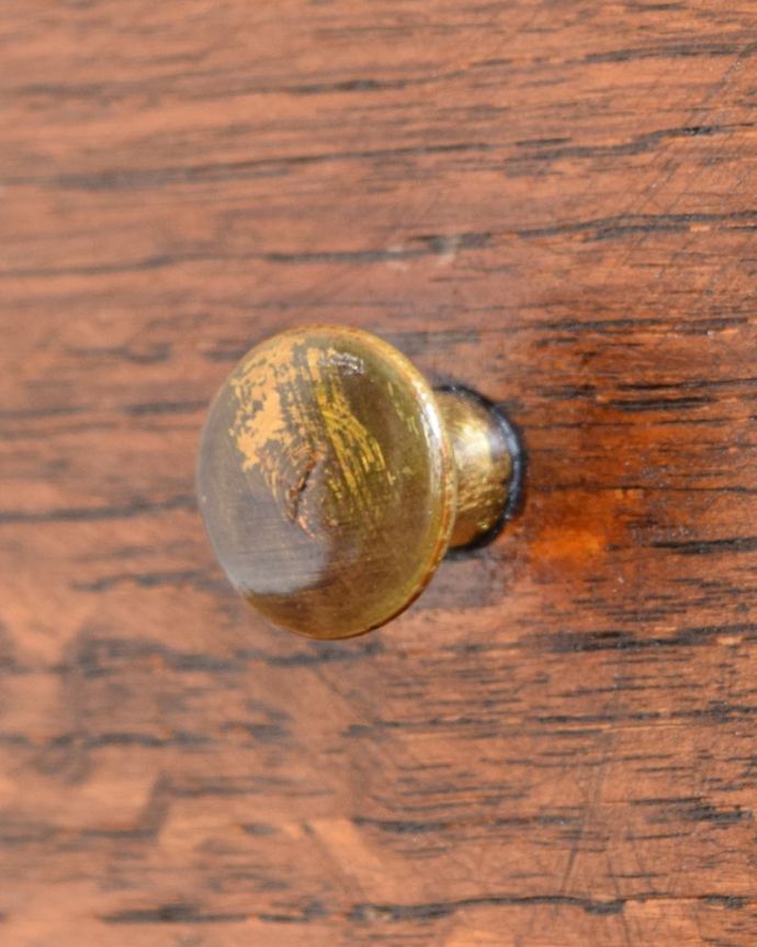 アンティークのキャビネット　アンティーク家具　ビューローブックケース　開ける度にワクワク･･･取っ手もアンティーク家具らしいデザインです。(q-2208-f)