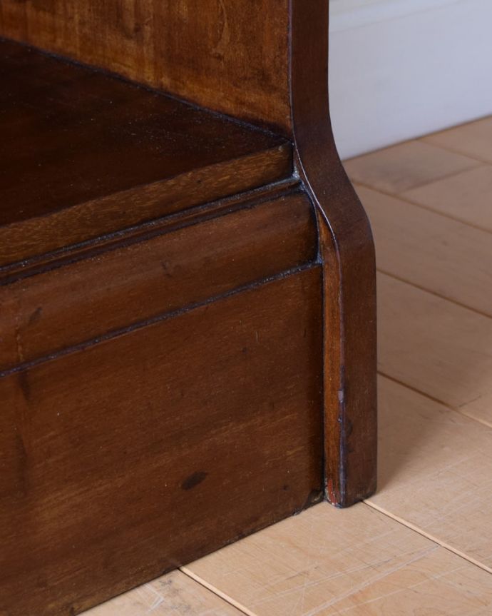 アンティーク家具の脚