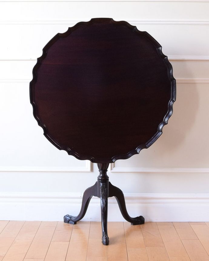 アンティークのテーブル アンティーク家具 ティルトップテーブル 立てて見ると、スクリーン畳んだ所を正面から見るとこんな感じ。(q-2241-f)