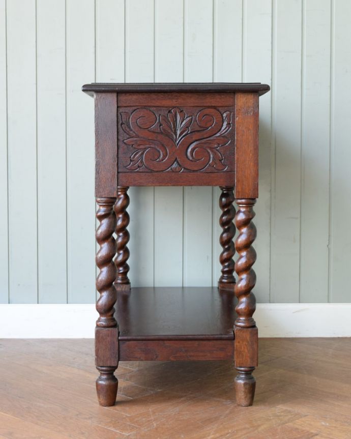 アンティークのテーブル　アンティーク家具　ホールテーブル　しっかり修復しました。(q-2244-f)