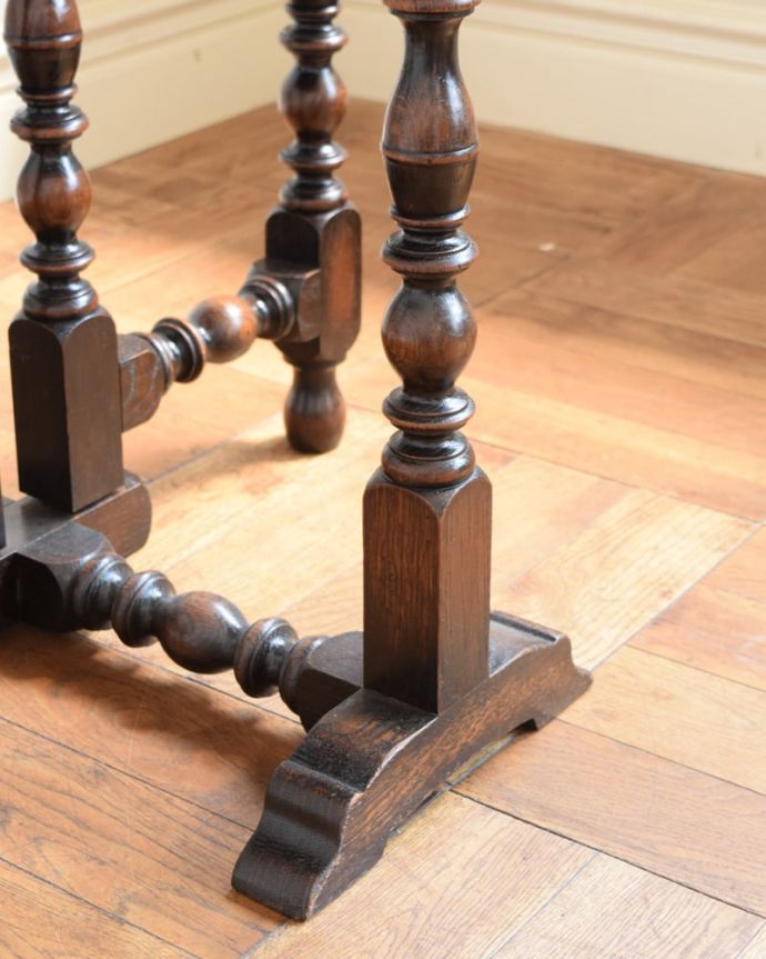 伸長式テーブルの脚