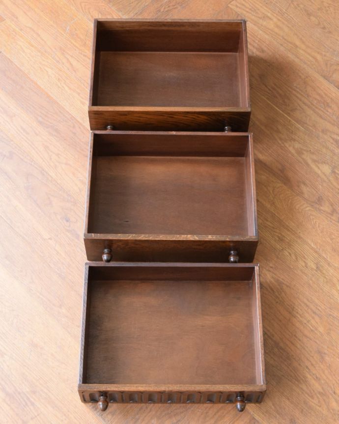 アンティークのチェスト　アンティーク家具　チェスト　何を入れても大丈夫。(q-2253-f)