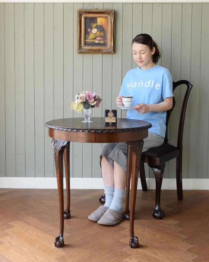 アンティークのテーブル アンティーク家具 ティーテーブル どんな場所でも便利に使える小さなテーブルそもそも「オケージョナル」とは「便利に使える」と言う意味。(q-2254-f)