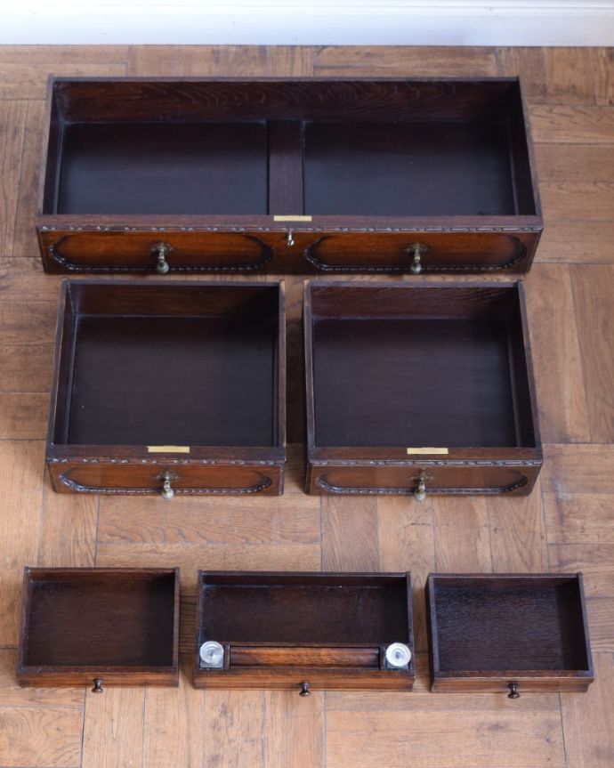 ビューロー　アンティーク家具　ビューローブックケース　何でも収納できる引き出しもちろん、引き出しの中もキレイに修復しました。(q-2273-f)