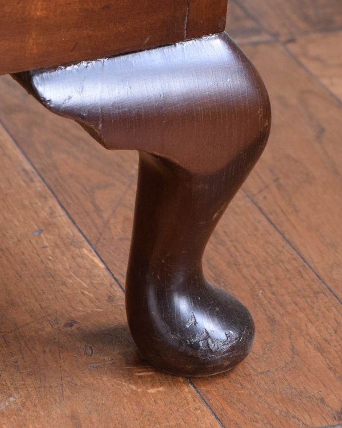 アンティーク家具の脚