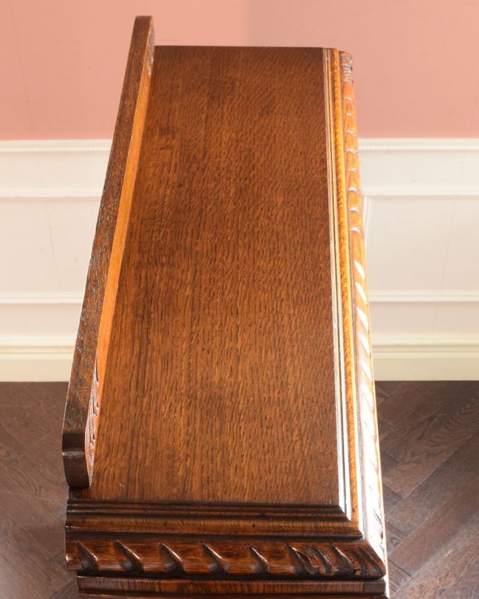 アンティークのキャビネット　アンティーク家具　ブックケース　上から見てみると…家具の形はこんな感じです。(q-2278-f)