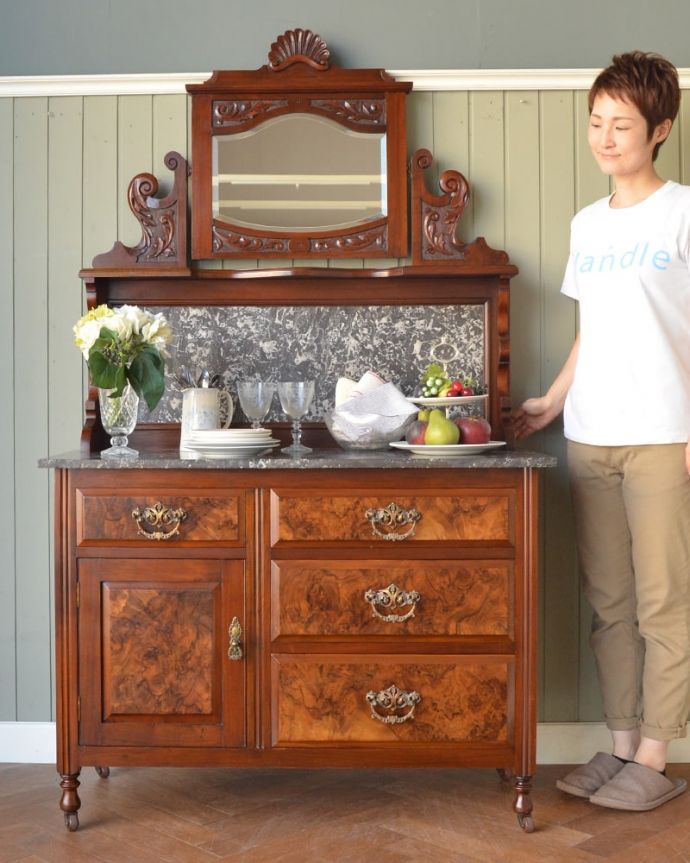 サイドボード アンティーク家具 ウォッシュスタンド アンティークでしか手に入らない家具まだ水道の発達していない時代に洗面所として必ず使われていたウォッシュスタンド。(q-2280-f)