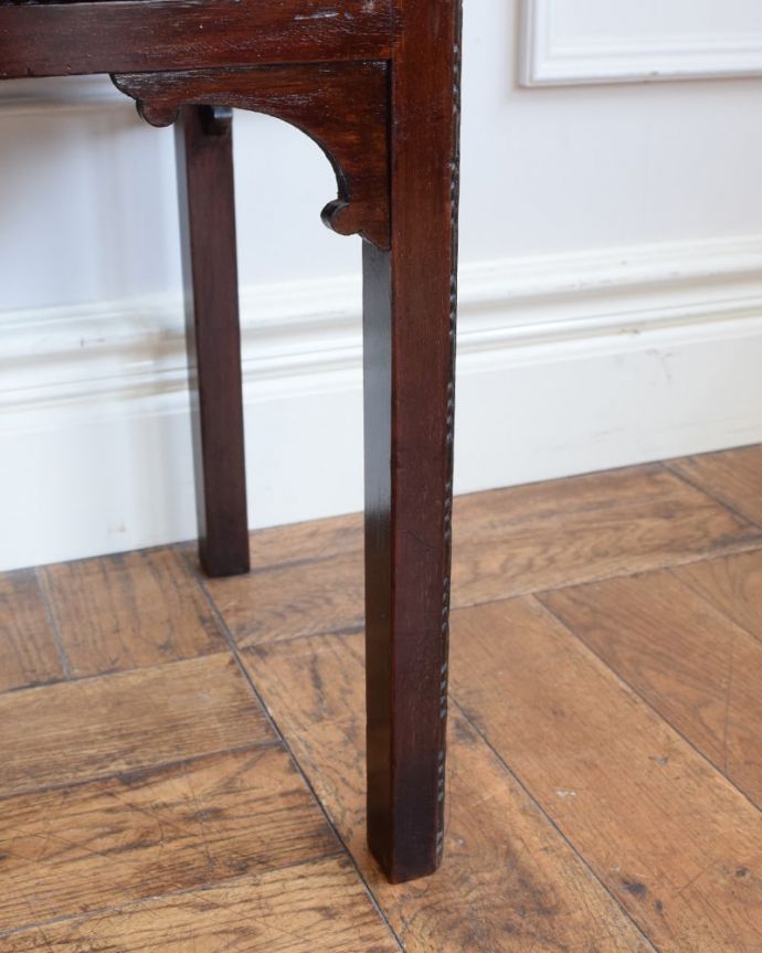 アンティーク家具の脚