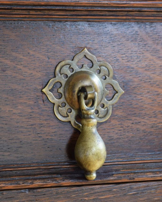 アンティーク家具の取っ手