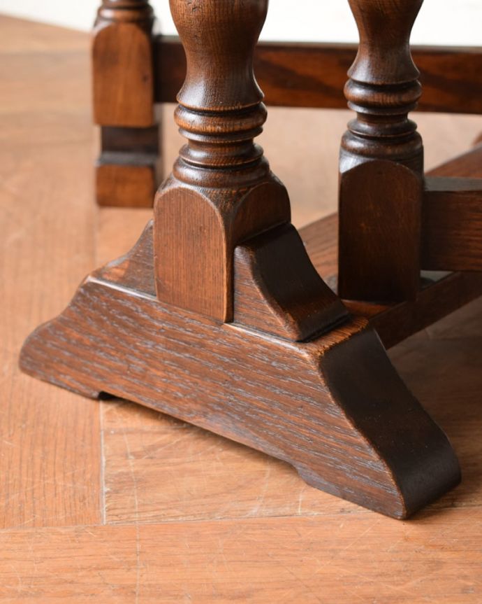 伸長式テーブルの脚