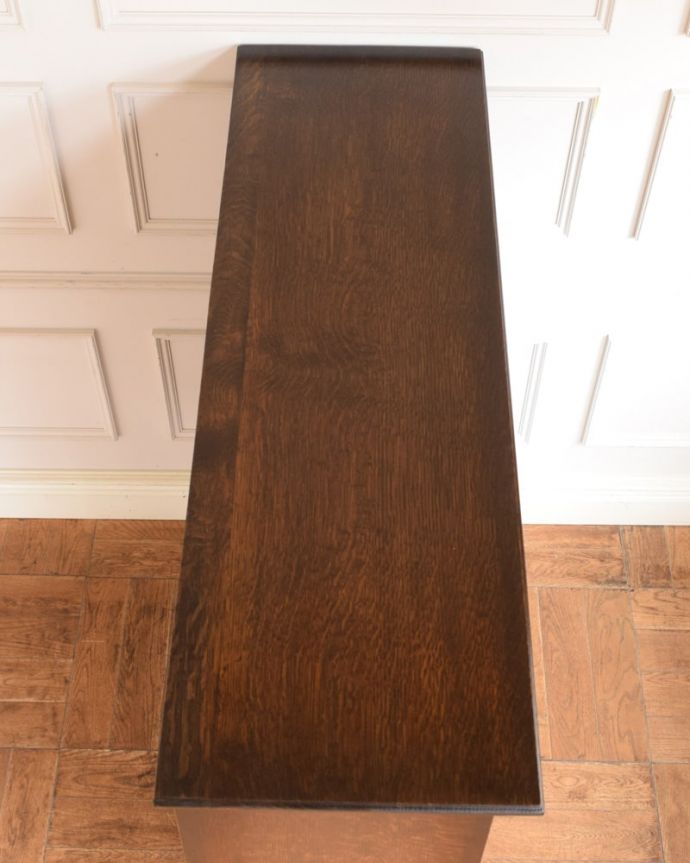 アンティークのキャビネット アンティーク家具 ブックケース 上から見てみると…家具の形はこんな感じです。(q-2298-f)