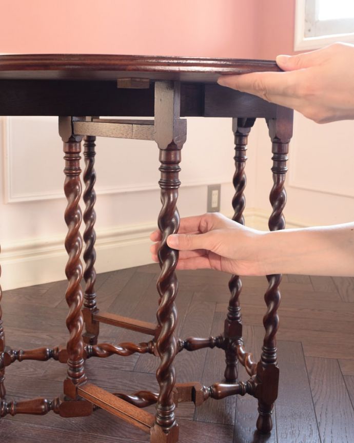 カンタンに伸び縮み出来ます。