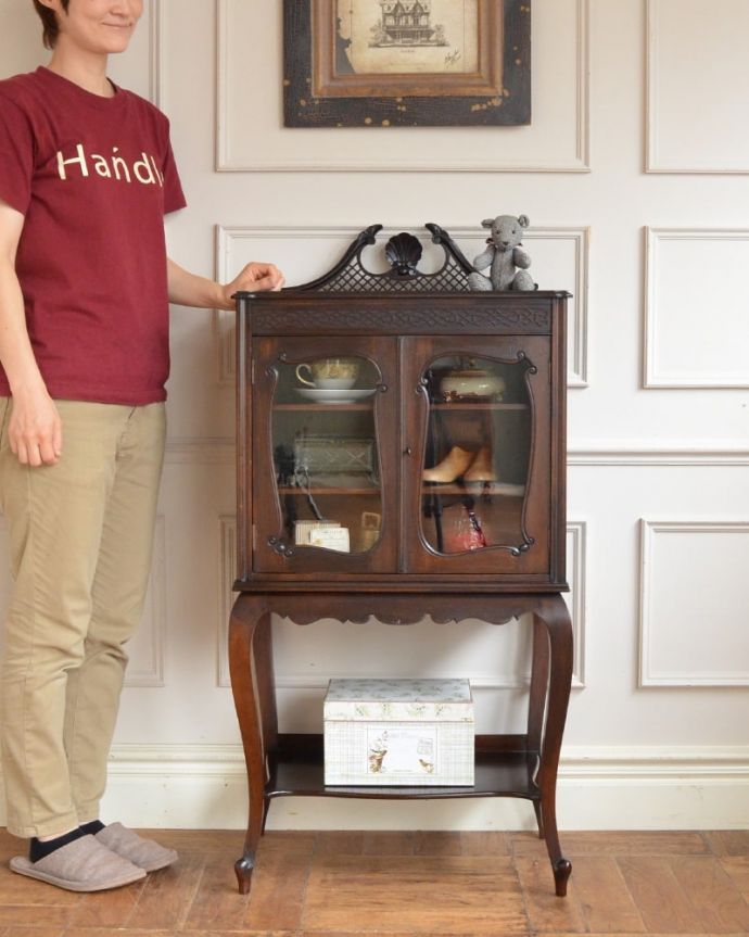 アンティークのキャビネット　アンティーク家具　ミュージックキャビネット　お気に入りの本や雑貨や本を並べてみましょう。(q-2308-f)