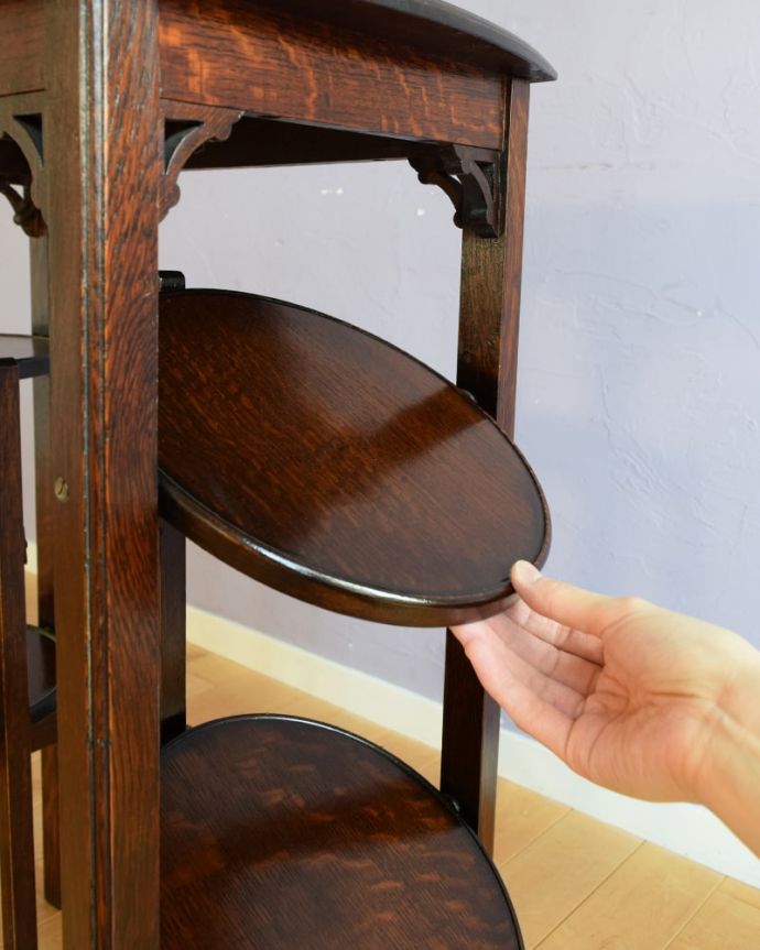 プランツスタンド・ケーキスタンド　アンティーク家具　オケージョナルテーブル　あっという間に組み立て出来ます女性でも簡単に組み立て出来ます。(q-2312-f)