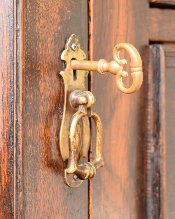 鍵もアンティークです