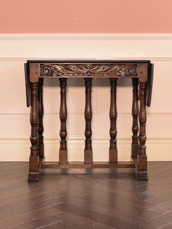 畳んだ時のバタフライテーブル