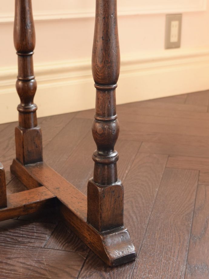 伸長式テーブルの脚