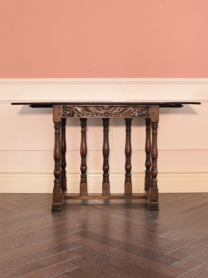 伸長式天板を開いた状態