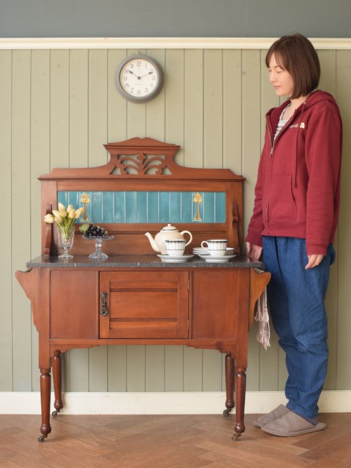 英国のアンティーク家具、ウォッシュスタンド