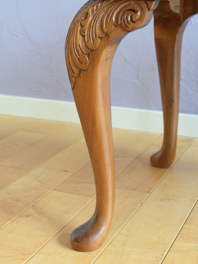 アンティーク家具の脚