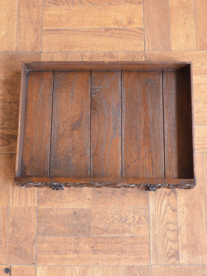 キャビネットの引き出し