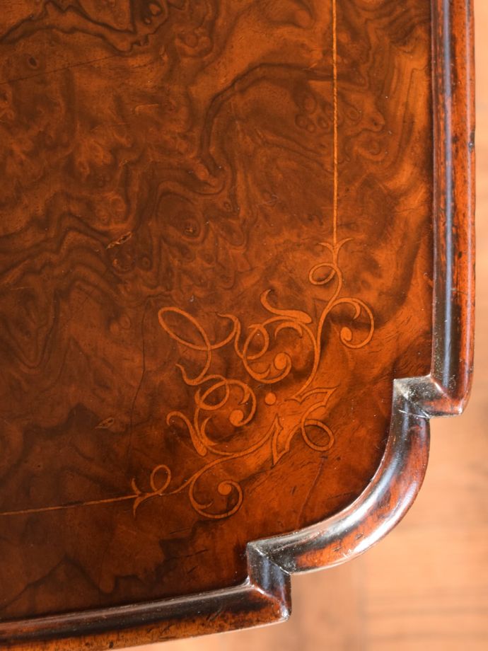 サイドテーブルの天板