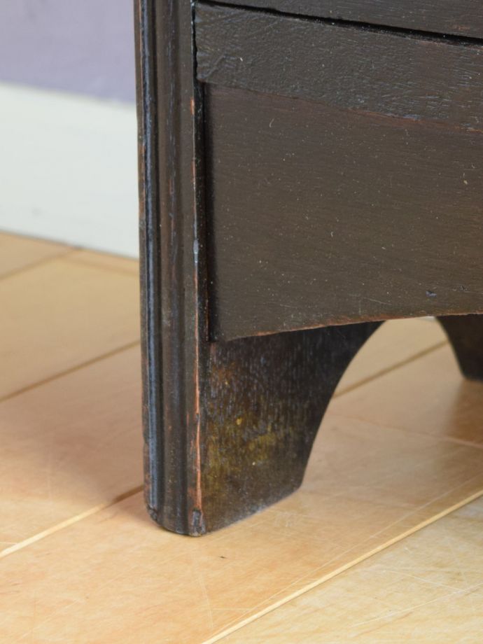 アンティーク家具の脚