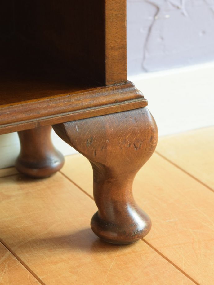 アンティーク家具の脚