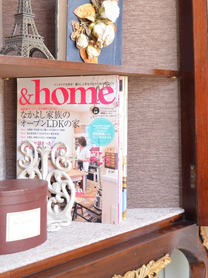 収納たっぷりのキャビネット