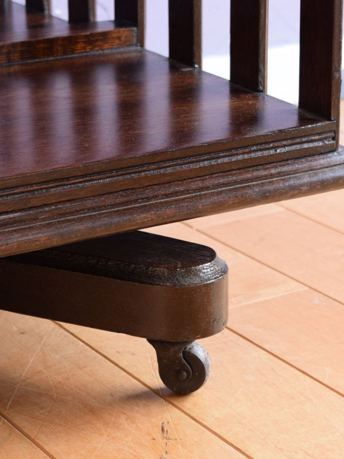 アンティーク家具の脚