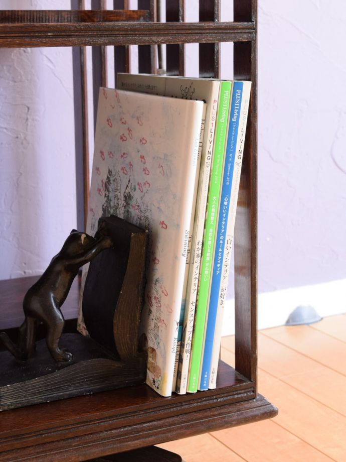 キャビネットの中