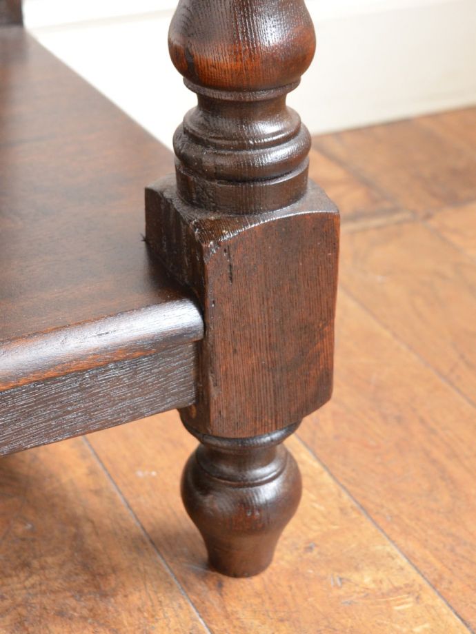 アンティーク家具の脚