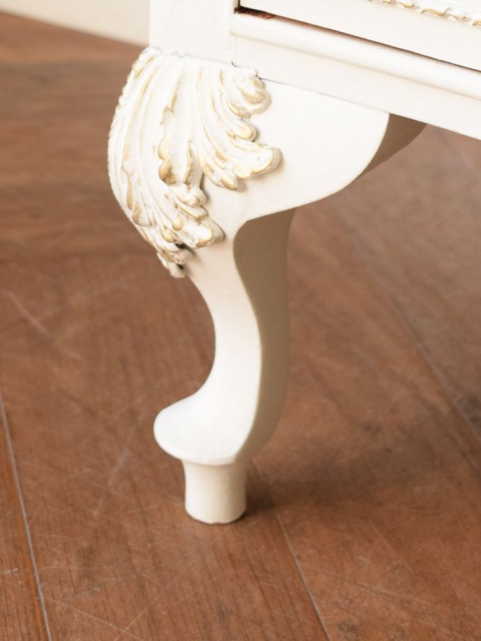 アンティーク家具の脚