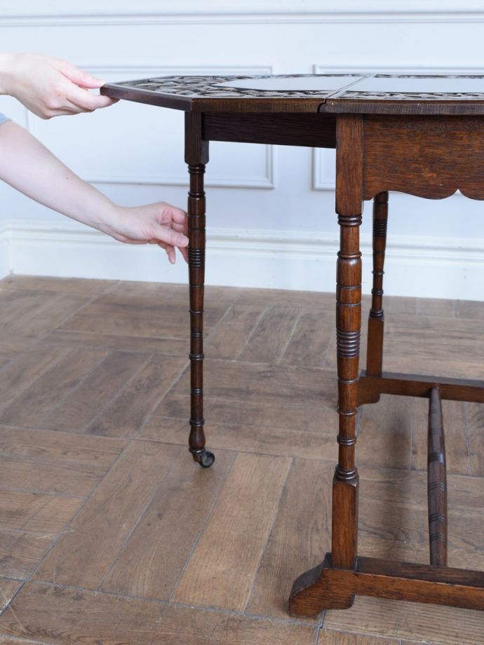 カンタンに伸び縮み出来ます。