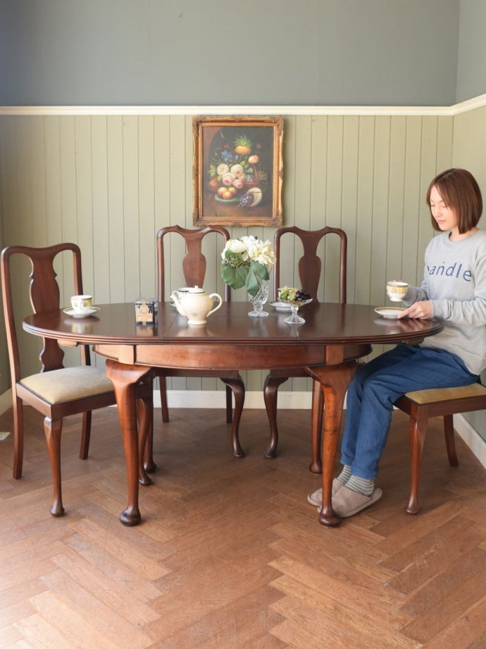 伸長式のエクステンションテーブル