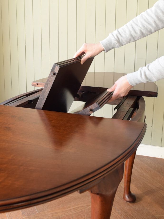 伸長式テーブルのサイズ変更方法