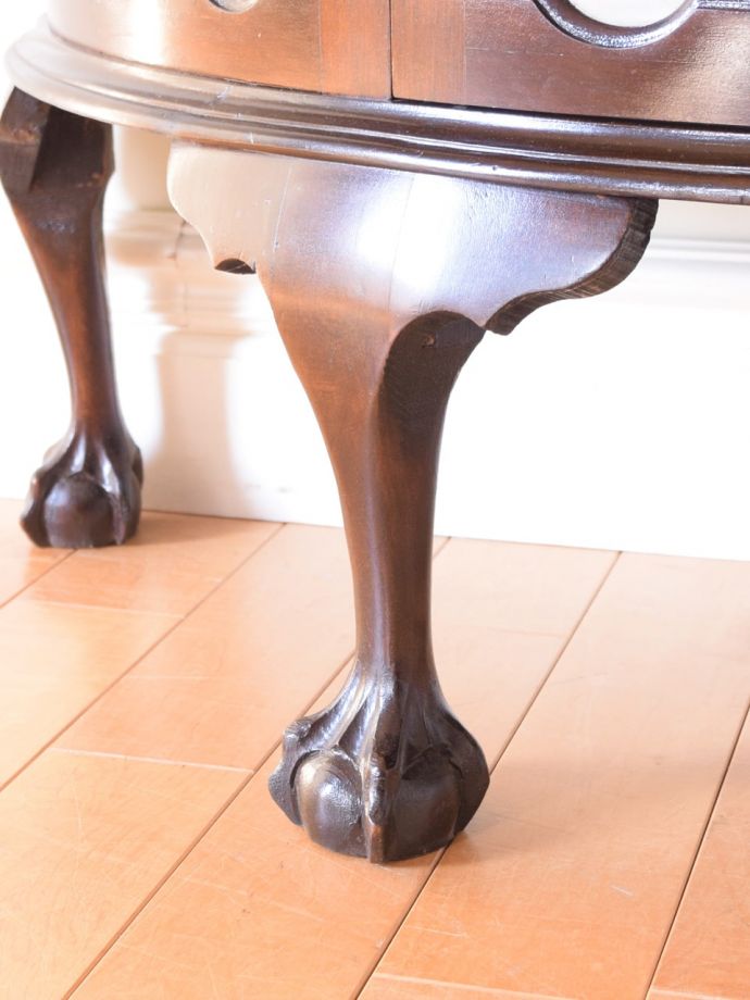 アンティーク家具の脚