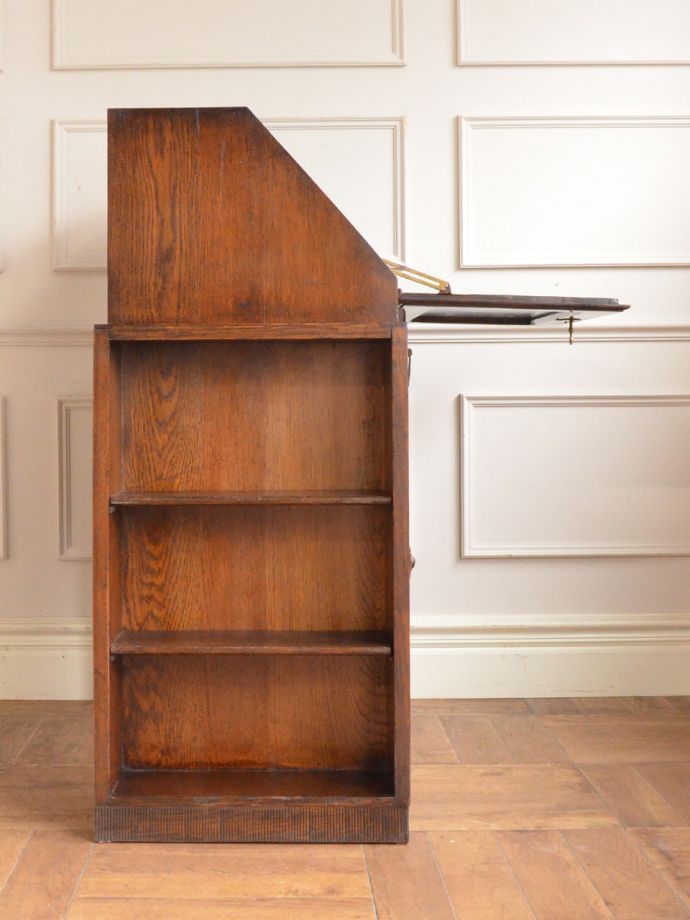 ビューローの側面