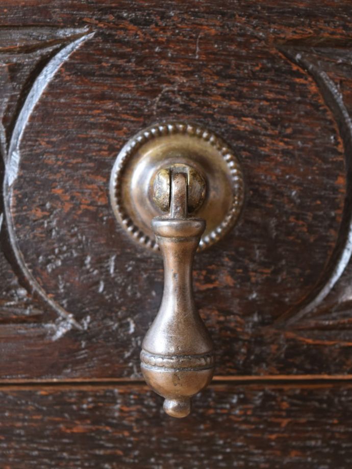 アンティーク家具の取っ手