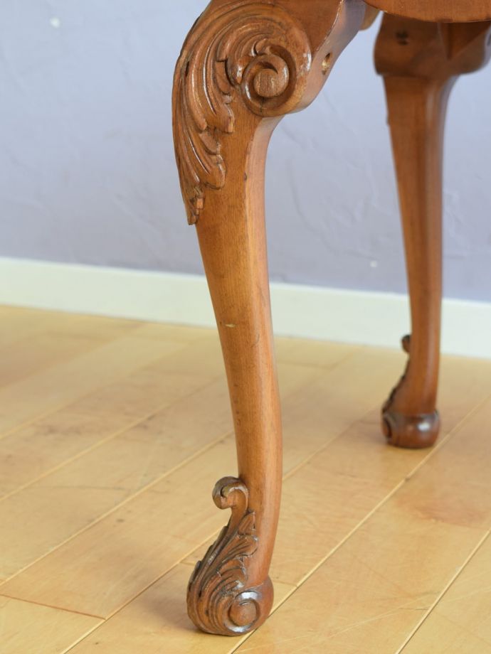 アンティーク家具の脚