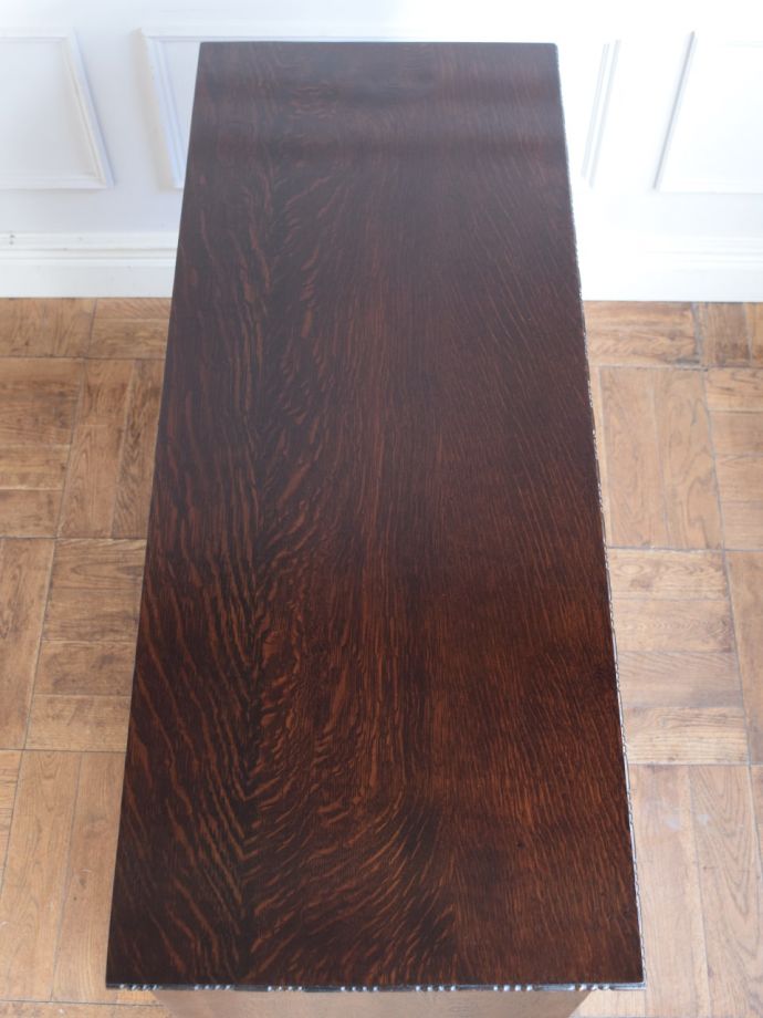 アンティークチェストの天板