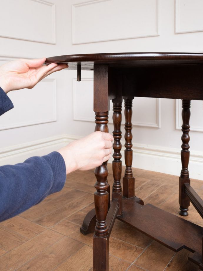 カンタンに伸び縮み出来ます。