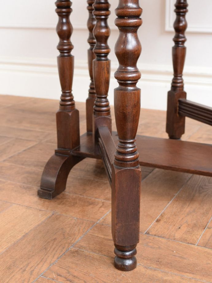 伸長式テーブルの脚