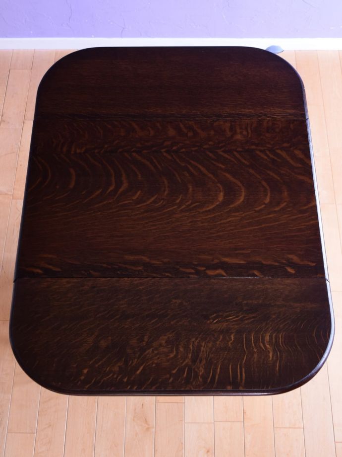 天板を広げた折り畳みワゴン