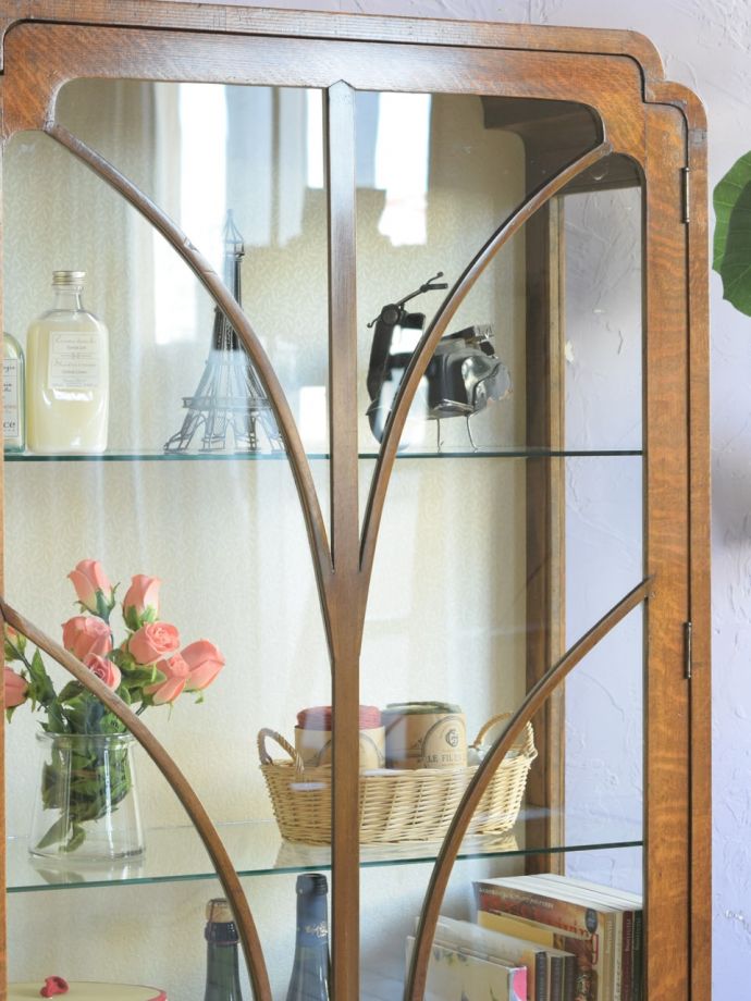 アンティークガラスの扉