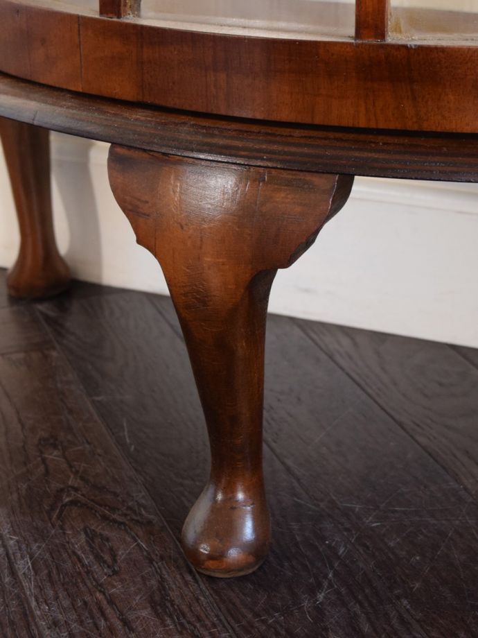 アンティーク家具の脚