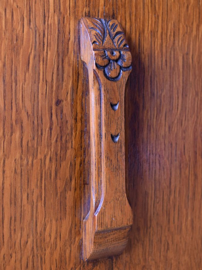 アンティーク家具の取っ手