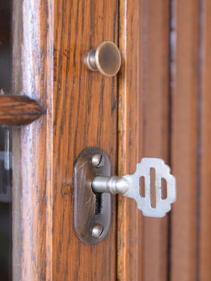 アンティーク家具の鍵