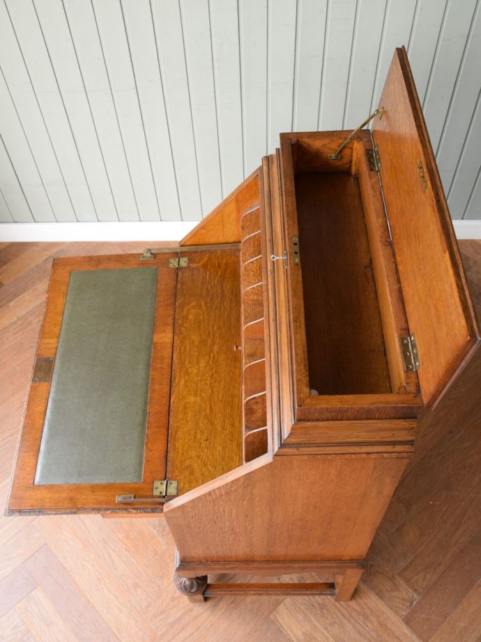 アンティークの書斎デスクの天板