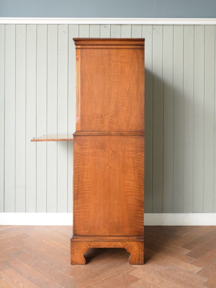 チェストの側面